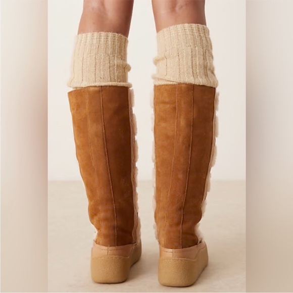 Free People Wilder Mukluk Boots Size 8 NIB READ - Picture 4 of 17